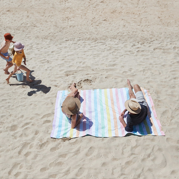 dock and bay picnic blanket