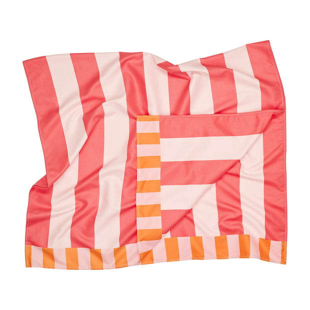 dock and bay towels beach